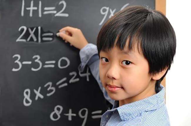 Học sinh Singapore học Toán